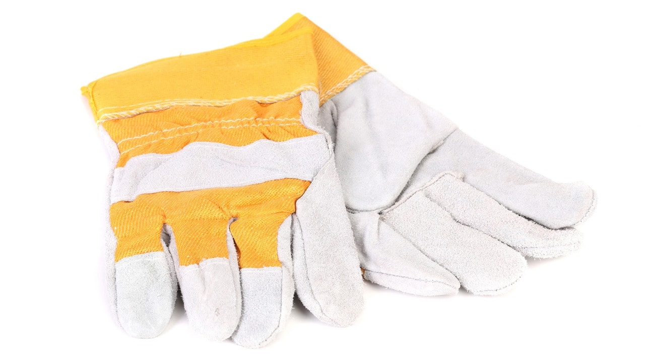 Stay Safe from Heat Hazards: The Power of Industrial Heat-Resistant Gloves